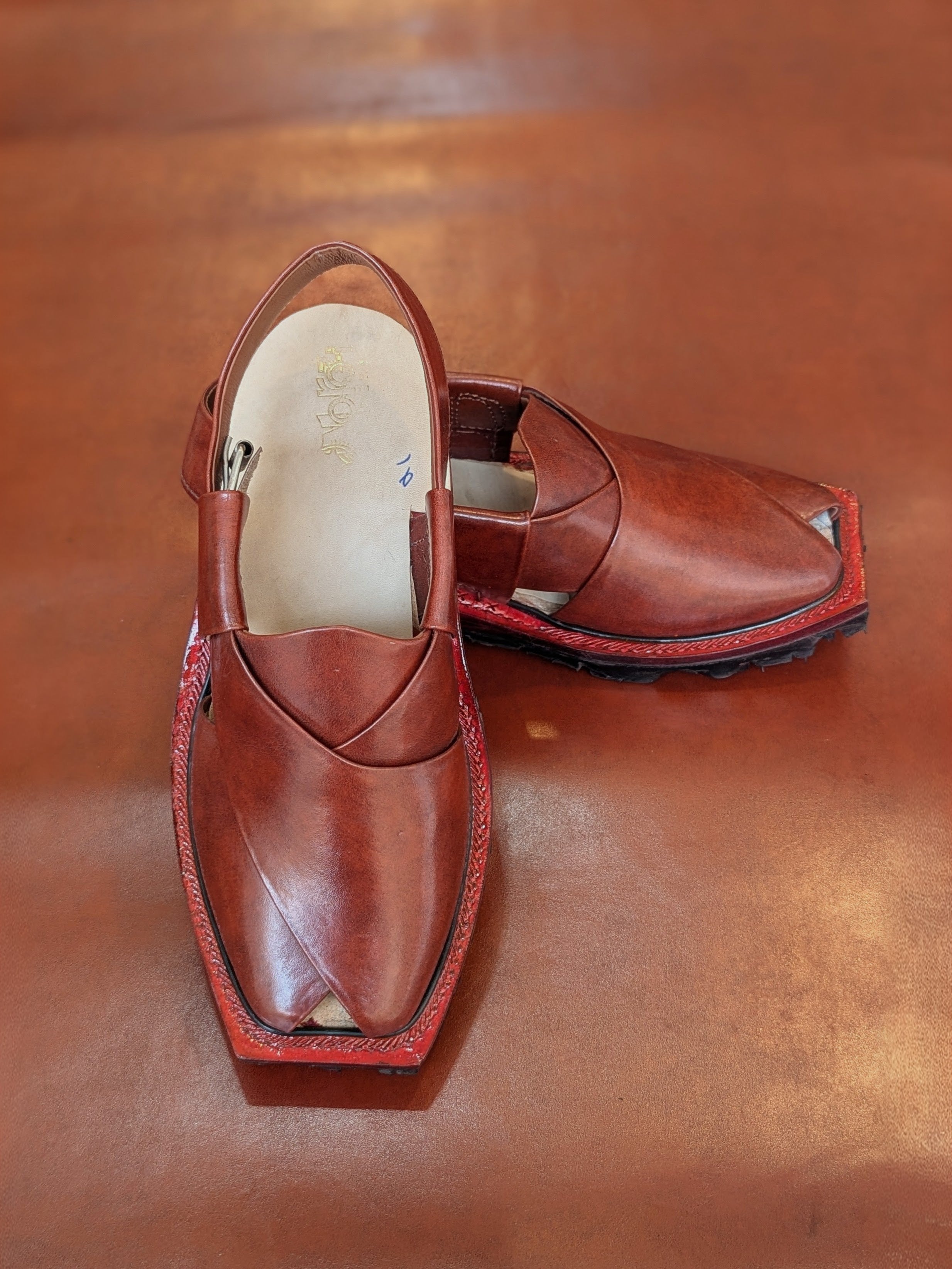 Premium Handmade Leather Brown Plain Norozi Chappal - By Sardar Norozi